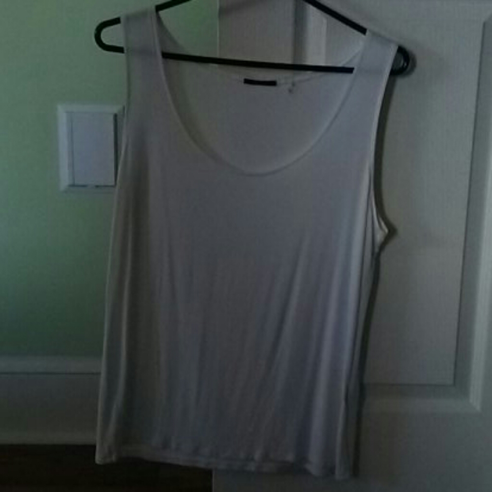 White tank shirt